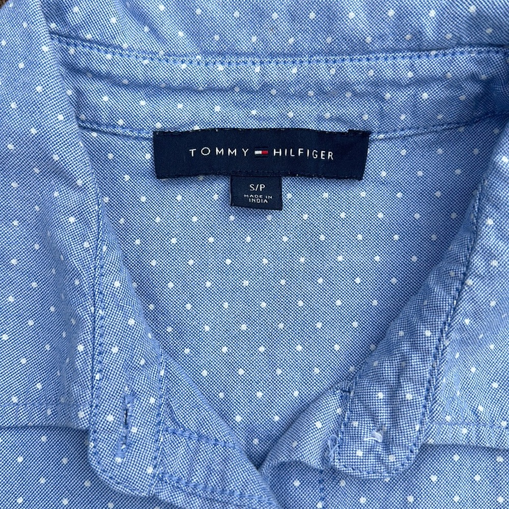 Tommy Hilfiger cuffed shortsleeve button down shirt blue w white dots Petite S - Picture 2 of 6